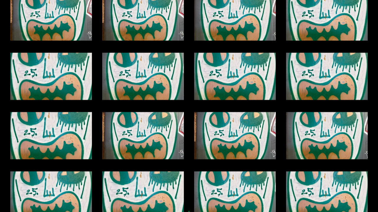 split style sample with the image divided into panels